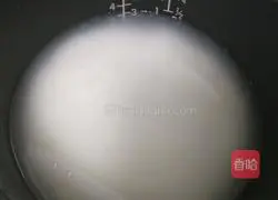 Illustration of how to make braised rice with pickled beans and bacon 10