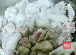 Illustration of how to make seafood and chicken risotto 7