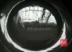 Illustration of how to make pork ribs, corn and radish claypot rice 5