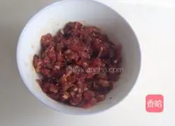Illustration of how to make spicy rice noodles with minced meat 4