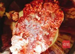 Illustration of how to make Chinese cabbage and pork pot stickers 2