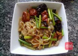 Illustration of home-style fried rice noodles 7