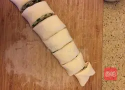 Illustration of how to make salt and pepper scallion rolls (nutritious breakfast) 10