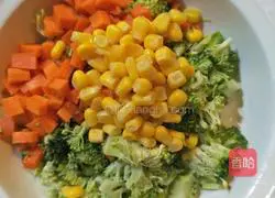 Illustration of how to make three-color vegetable breakfast porridge 1