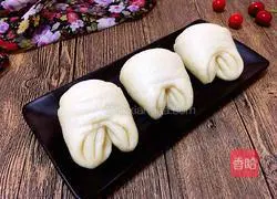 Illustration of how to make pig's trotters rolls 22