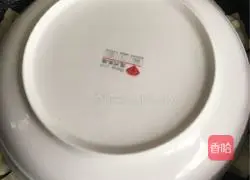 Illustration of how to make pot stickers 6