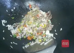 Illustration of how to make black pepper beef fillet baked rice 7