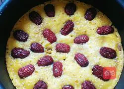 Illustration of how to make cornmeal and red date cake 9