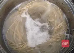 Illustration of how to make Sichuan cold noodles 2