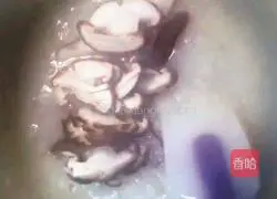 Cantonese-style mushroom and abalone porridge recipe 11