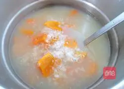 Illustration of how to make pumpkin and mung bean porridge 7