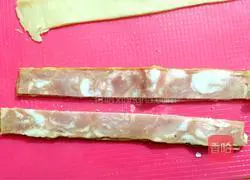 Illustration of how to make bacon rose rolls 5