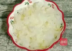 Sydney Tremella and Millet Porridge Recipe Illustration 2