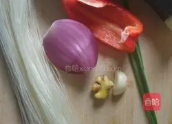 Illustration of how to make rice noodles 1