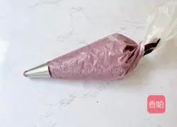 Illustration of how to make taro paste and meat floss cake box 17