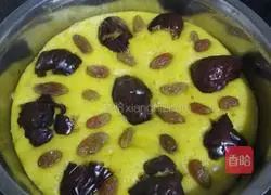 Illustration of how to make pumpkin hair cake 8