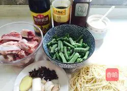 Illustration of home-style braised noodles 2