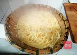Illustration of how to make pasta 4