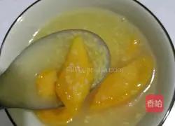 Illustration of how to make sweet potato and millet porridge 4