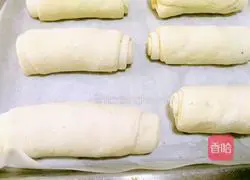 Roasted Salt and Pepper Rolls Recipe Illustration 9