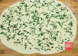 Illustration of how to make pepper leaf flower rolls 5