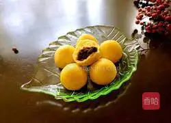 Illustration of how to make bean stuffed steamed buns 6