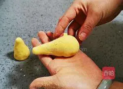 Corn flour steamed buns Practice illustration 11