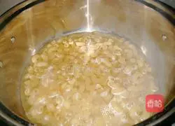 Illustration of how to make beef and vegetable fried macaroni 3