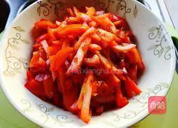 Illustration of how to make chicken breast, mushroom and red sauce Italian dill noodles 2