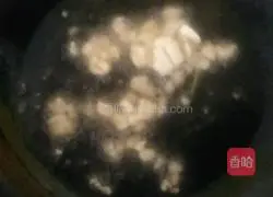 Illustration of how to make braised beans and noodles 4