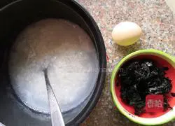 Illustration of how to make seaweed and egg drop porridge 3