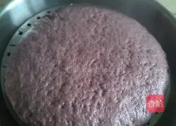 Illustration of how to make pumpkin and purple sweet potato cake 9