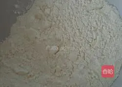 Illustration of how to make leek and egg vegetable box 1