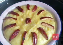 Illustration of how to make pumpkin hair cake 11