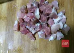 Illustration of how to make braised rice with marinated meat and potatoes 3