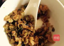 Illustration of how to make delicious cold noodles 1