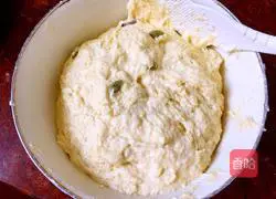 Illustration of how to make cornmeal cake 4