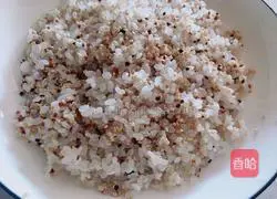 Illustration of how to make three-color quinoa rice 2