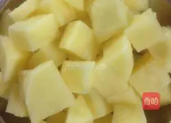 Illustration of how to make braised rice with buckwheat head and potatoes 4