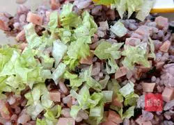 Illustration of how to make rice balls 8