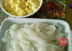 Illustration of how to make fried rice noodles 3
