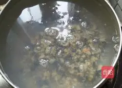 Illustration of how to make snail porridge 5