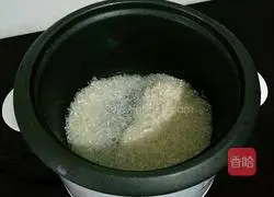 Red bean braised rice recipe illustration 3