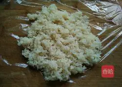 Illustration of how to make piglet rice balls 12