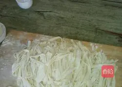 Chicken legs braised in noodles Illustration of how to do it 7