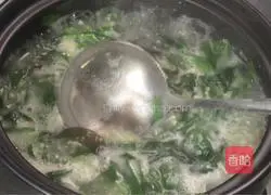 Illustration of how to make green vegetable, kelp and millet porridge 7