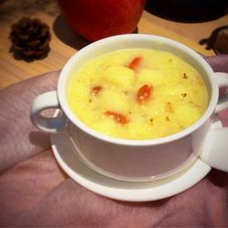 Apple millet porridge