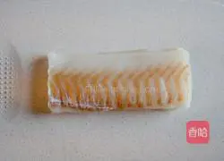 Baby food supplement: Illustration of how to make tomato cod porridge 