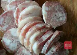 Illustration of how to make braised rice with potatoes and bacon 2