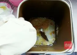 Illustration of how to make hamburger beef patties 5